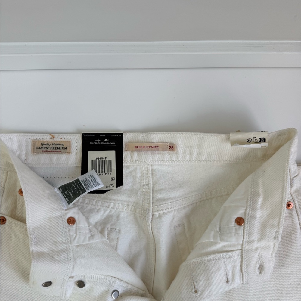 Levi's White Women's Wedge Straight Jeans